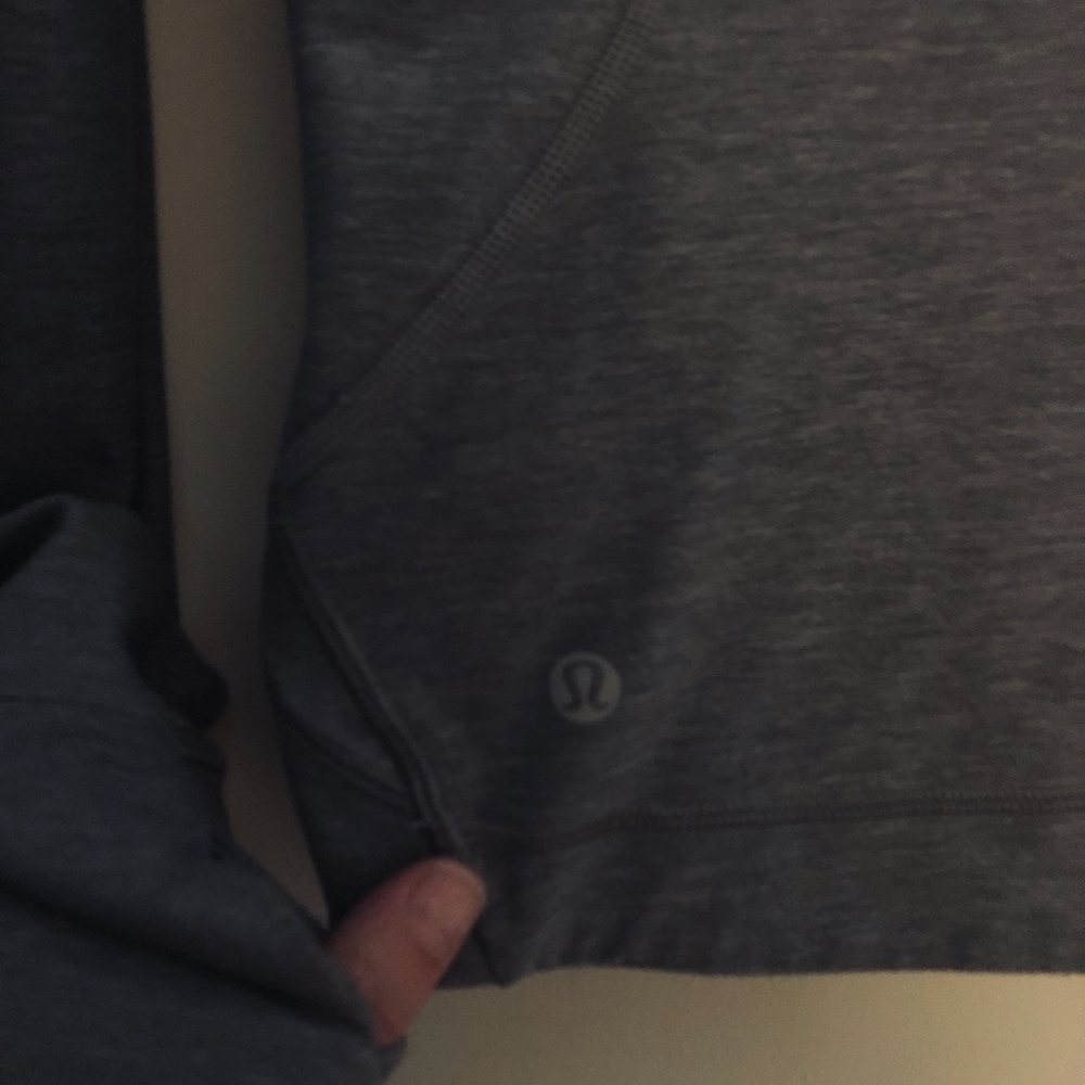 Lululemon jacket - Picture 3 of 3